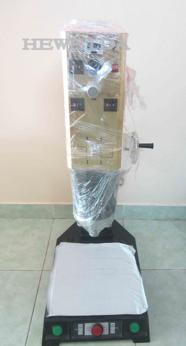 Máy hàn nhựa bằng sóng siêu âm